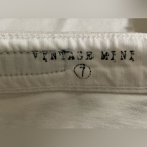 Vans Vintage Mini White Denim Shorts with Raw Hem Junior Size 7/ Adult Small - Picture 6 of 8